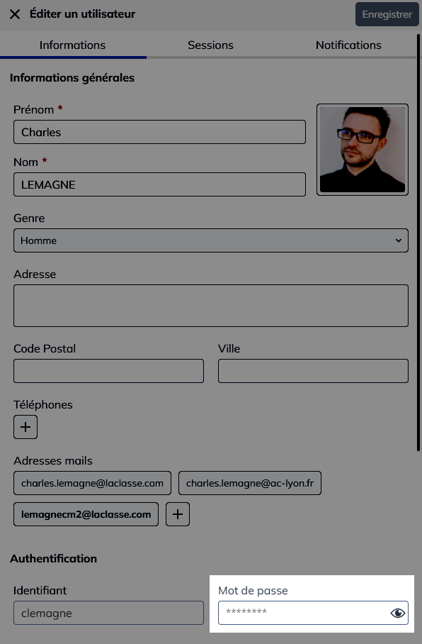 Fiche utilisateur avec focus sur le mot de passe